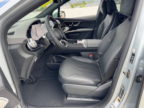New 2026 Mercedes-Benz EQS 400 4MATIC SUV image 15