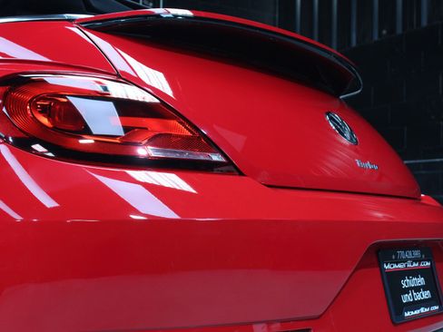 Used 2018 Volkswagen Beetle 2.0T S image 16