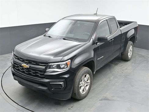 Used 2021 Chevrolet Colorado LT w/ Fleet Safety Package image 15