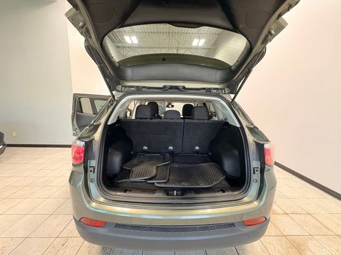 Used 2017 Jeep Compass Sport w/ Cold Weather Group image 10