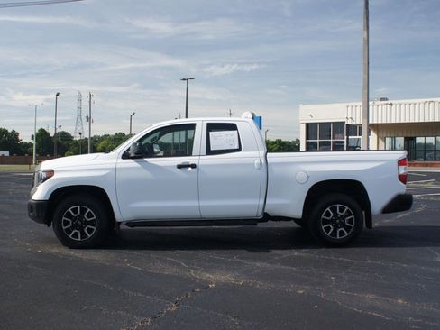 Used 2018 Toyota Tundra SR RWD image 9