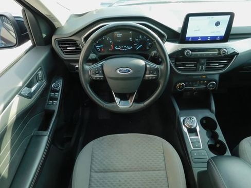 Used 2021 Ford Escape SE w/ Cold Weather Package image 5
