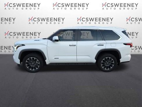 Used 2025 Toyota Sequoia Limited image 4