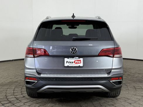 Used 2023 Volkswagen Taos SEL image 6