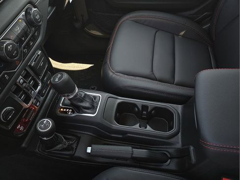 New 2025 Jeep Wrangler Unlimited Rubicon image 21