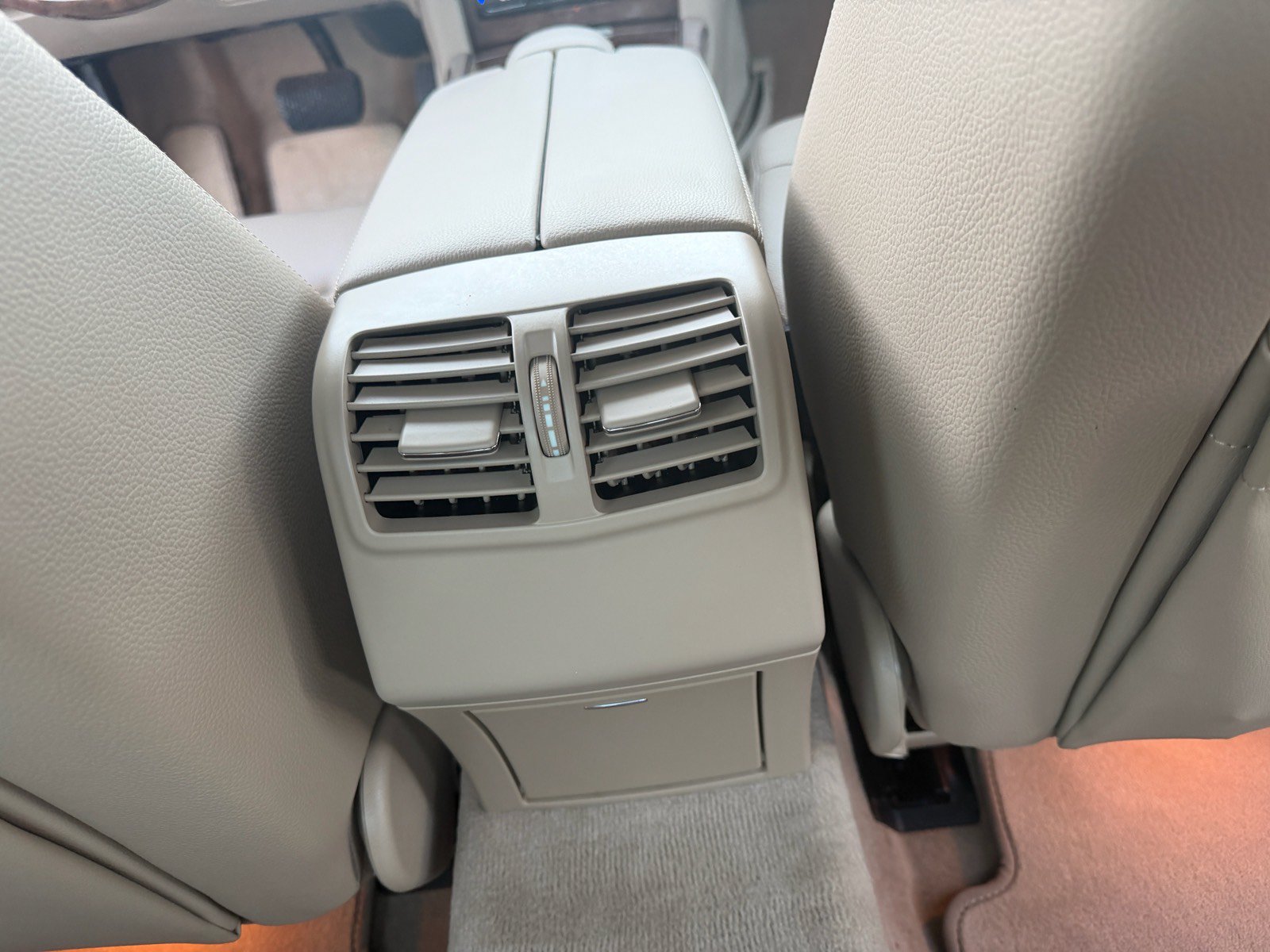 Used 2013 Mercedes-Benz E 350 Sedan image 11