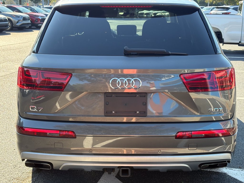 Used 2018 Audi Q7 3.0T Premium Plus w/ Premium Plus Package AWD/4WD image 14