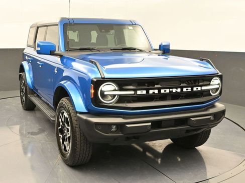 Certified 2024 Ford Bronco Outer Banks image 3