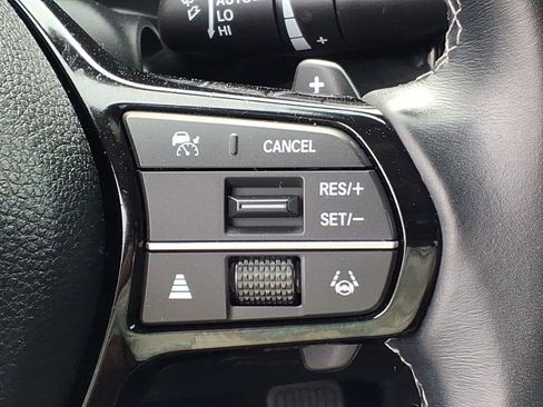 Used 2024 Honda Civic Touring image 11