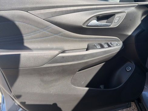 Used 2025 Buick Envista Sport Touring w/ Convenience I Package image 7