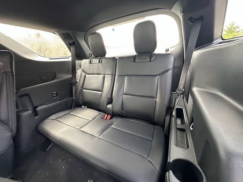 New 2026 Ford Explorer ST-Line AWD/4WD image 17