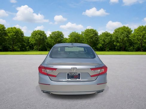 Used 2019 Honda Accord Sport image 6