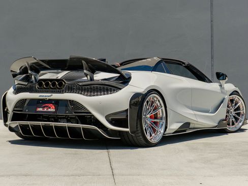 Used 2022 McLaren 765LT RWD image 10