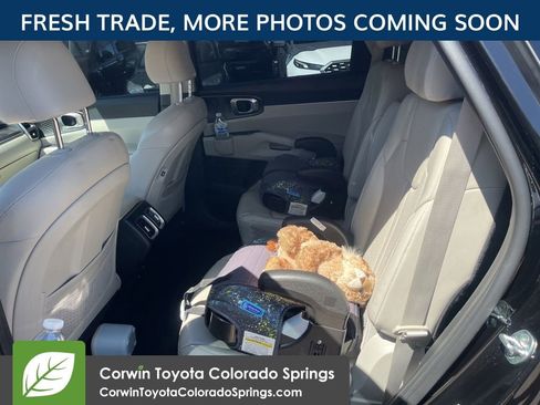 Used 2021 Kia Sorento S FWD image 8