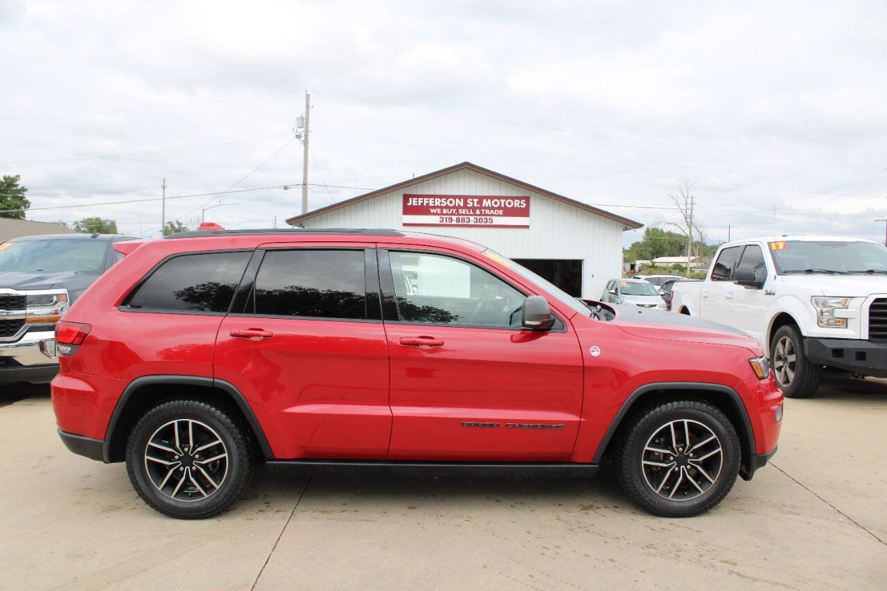 Used 2019 Jeep Grand Cherokee Trailhawk w/ Trailhawk Luxury Group AWD/4WD image 1