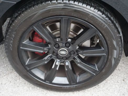 Used 2019 Land Rover Range Rover Sport HST image 13