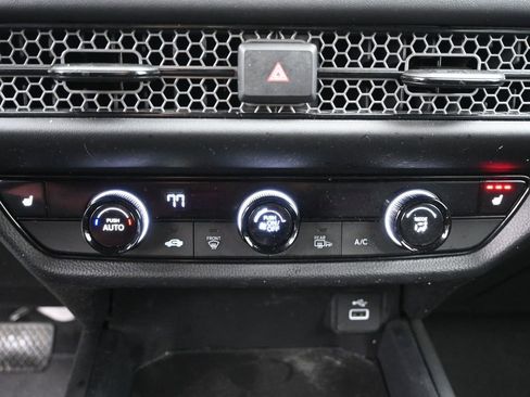 Certified 2024 Honda HR-V Sport image 16