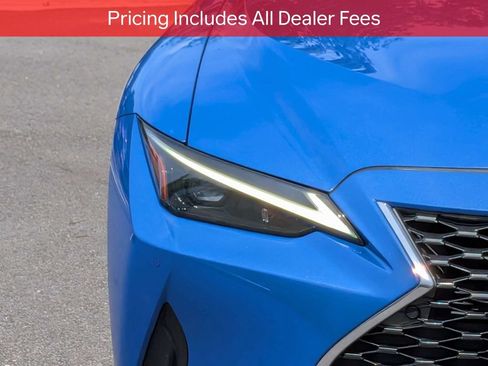 Used 2021 Lexus IS 300 w/ Comfort Package RWD image 10