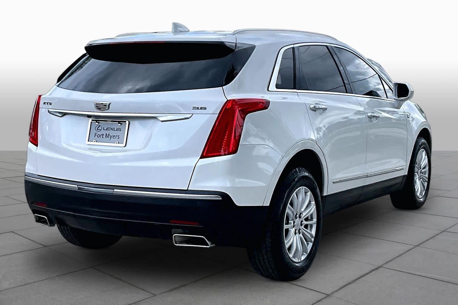 Used 2019 Cadillac XT5 FWD image 15