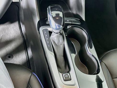 Used 2025 Buick Envista Sport Touring FWD image 24