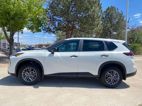 Certified 2024 Nissan Rogue S AWD/4WD image 2