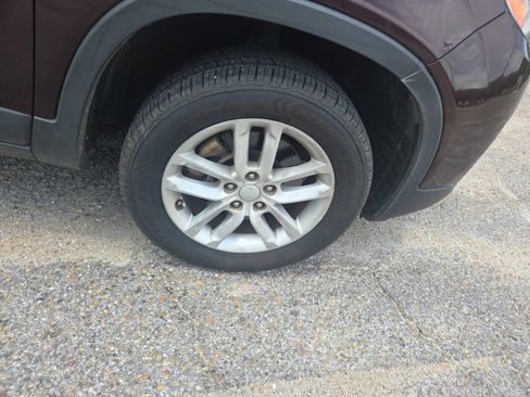 Used 2015 Kia Sorento LX FWD image 18
