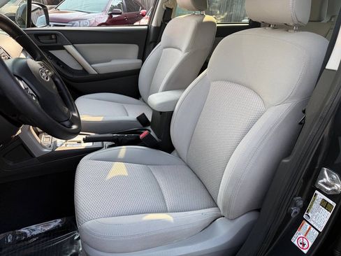 Used 2014 Subaru Forester 2.5i Premium w/ All-Weather Package AWD/4WD image 87