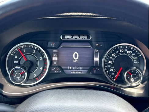 Used 2024 RAM 2500 Laramie w/ Night Edition AWD/4WD image 17