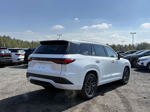 New 2026 Lexus TX 350 AWD image 2