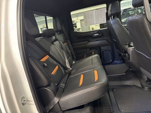 Used 2024 GMC Sierra 1500 AT4 w/ AT4 Preferred Package AWD/4WD image 27