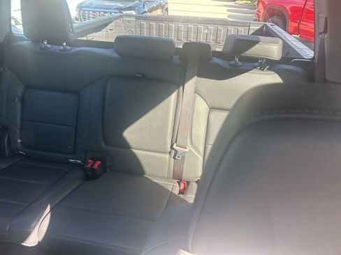 Used 2023 GMC Sierra 1500 SLT w/ SLT Premium Package image 8