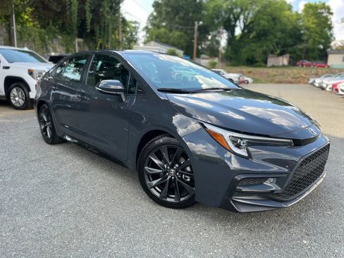 Used 2024 Toyota Corolla XSE FWD image 21