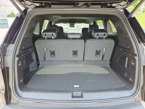 New 2025 GMC Acadia Elevation w/ Elevation Premium Package image 14