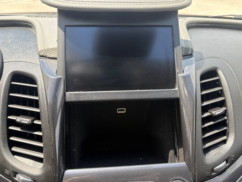 Used 2017 Chevrolet Impala Premier FWD image 34