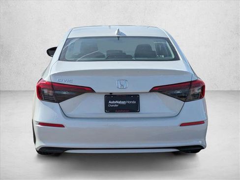 Used 2023 Honda Civic LX image 6