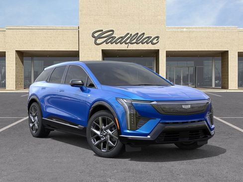 New 2025 Cadillac Optiq Luxury 1 image 7