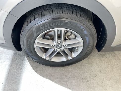 Used 2017 Hyundai Santa Fe Sport AWD/4WD image 10