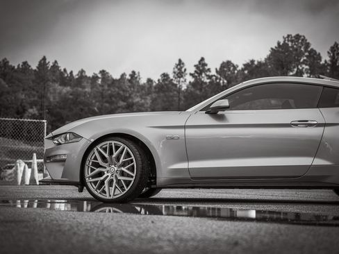 Used 2021 Ford Mustang GT RWD image 18