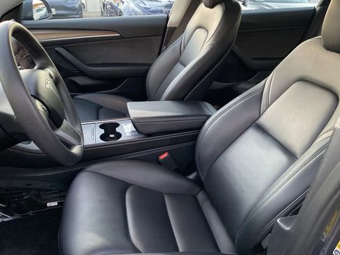 Used 2023 Tesla Model 3 Standard Range RWD image 12