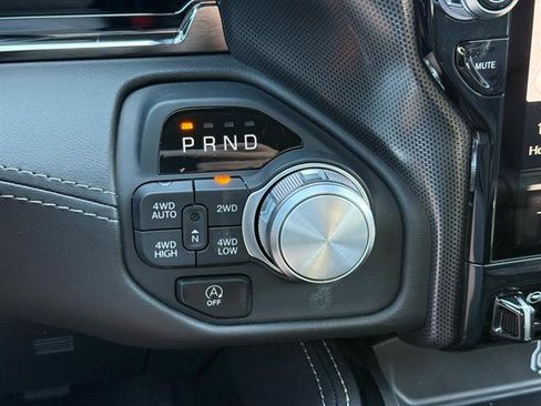 New 2025 RAM 1500 Limited image 8