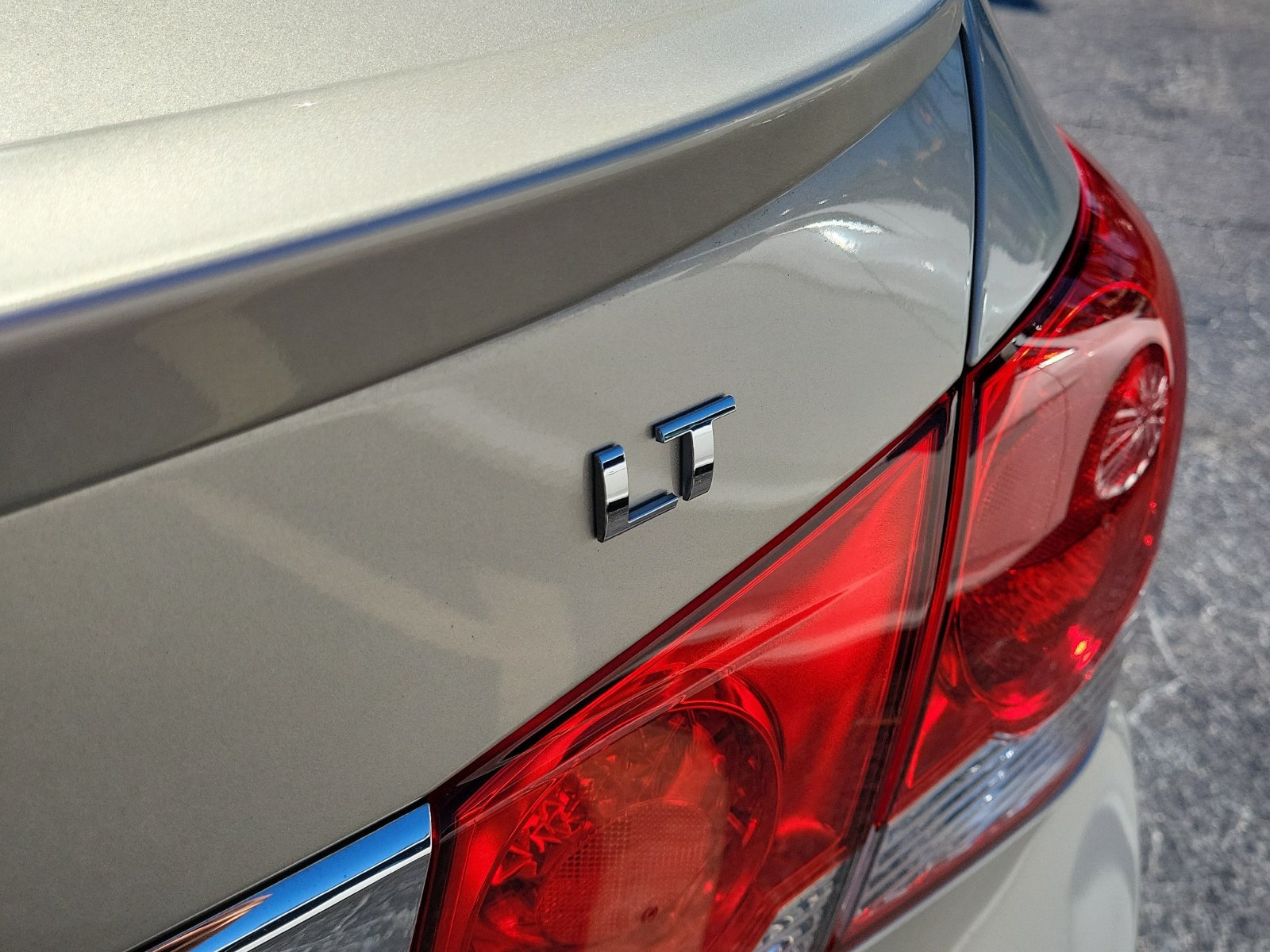 Used 2015 Chevrolet Cruze LT w/ Enhanced Safety Package FWD image 8