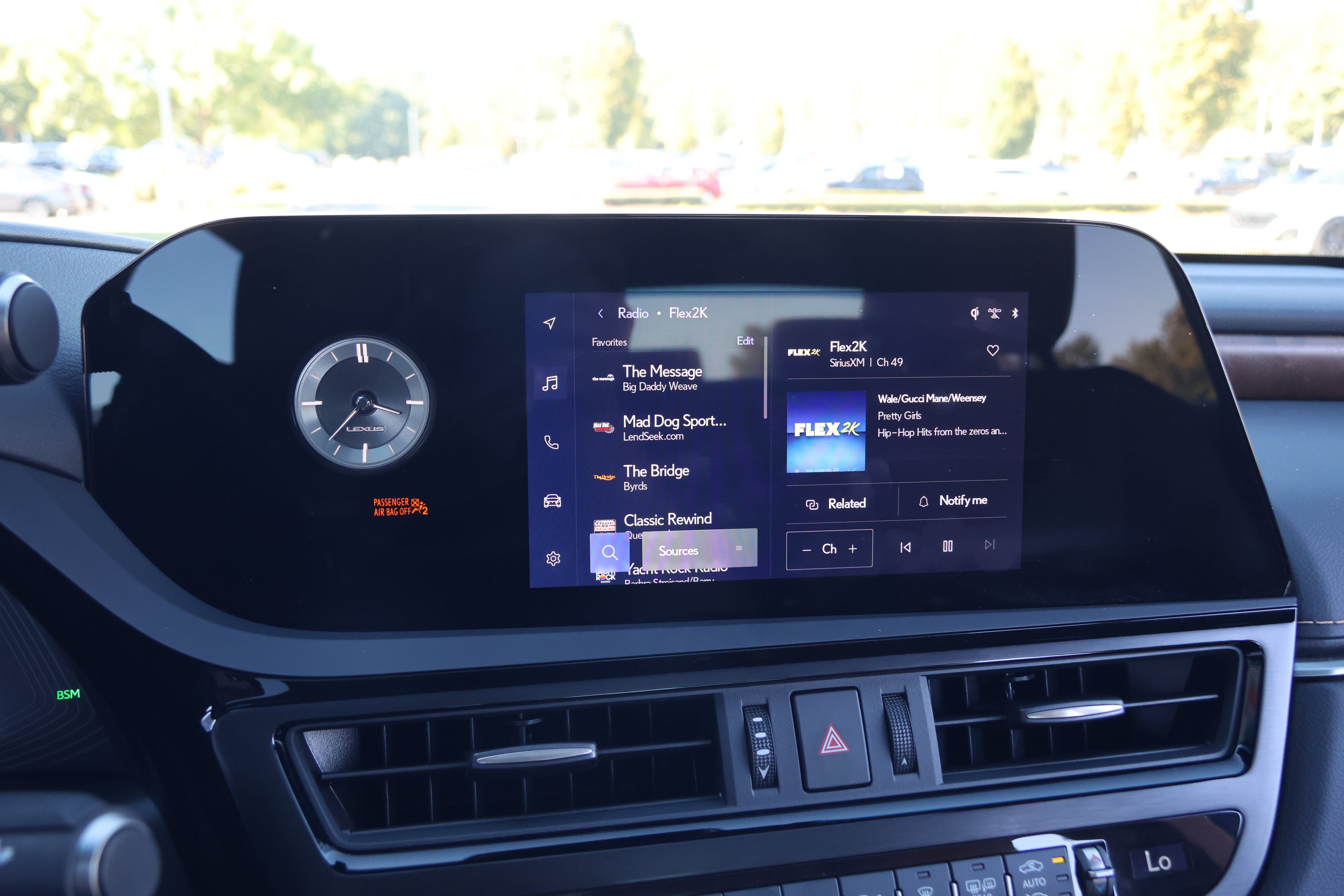 Used 2025 Lexus ES 350 w/ Premium Package FWD image 17