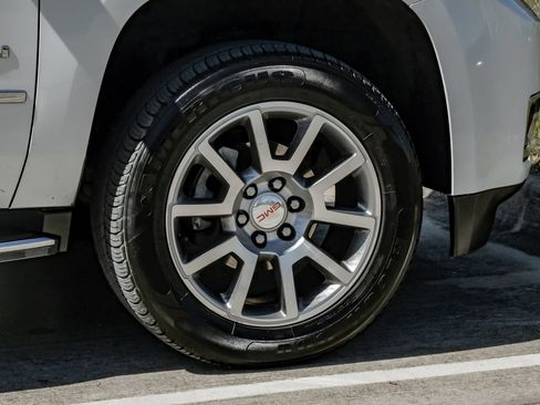Used 2018 GMC Yukon Denali RWD image 65