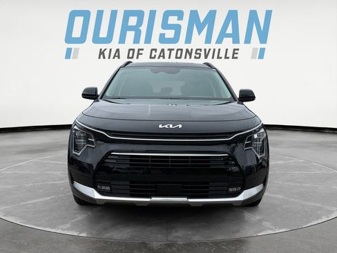 New 2025 Kia Niro SX Touring image 8