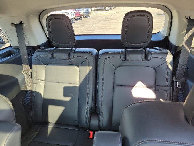 Used 2025 Lincoln Aviator Reserve w/ Equipment Group 201A AWD/4WD image 24