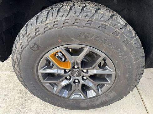 Used 2025 Ford Expedition Tremor image 18