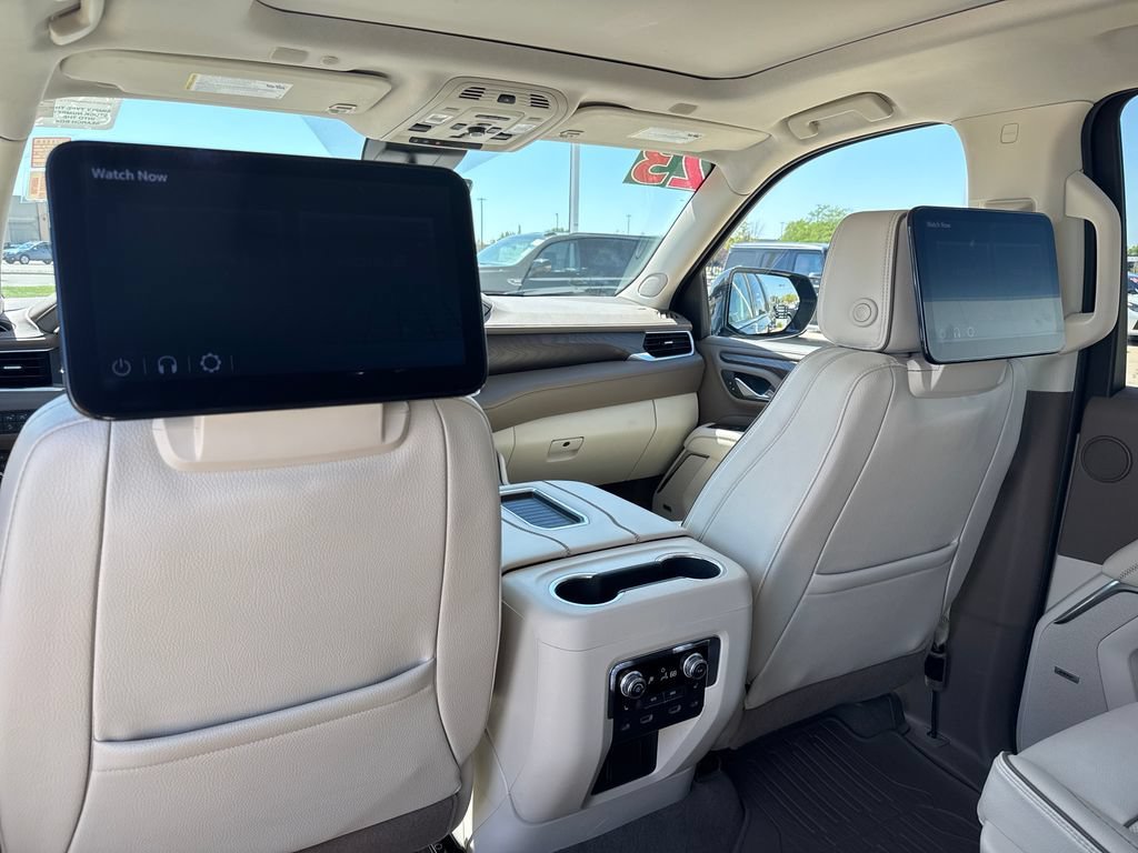 Certified 2023 GMC Yukon XL Denali w/ Denali Reserve Package AWD/4WD image 38