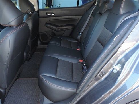 Used 2022 Nissan Altima 2.5 SR image 16