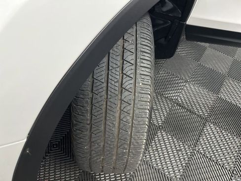 Used 2024 Honda Passport EX-L image 38