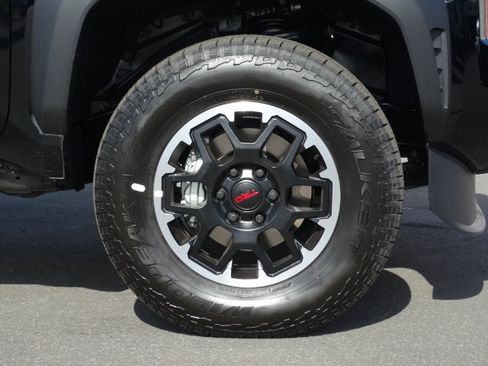 New 2025 Toyota Tacoma TRD Off-Road image 4